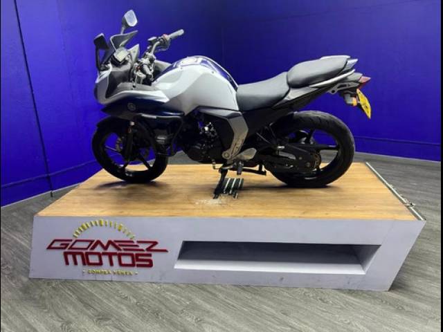 Yamaha FAZER 150 2017 4 tiempos gasolina $5.900.000