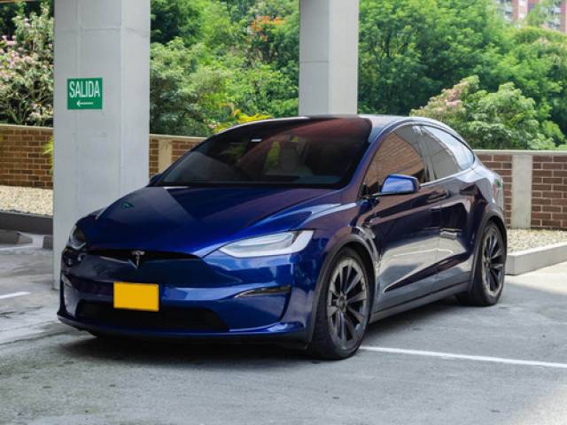 Tesla Model X PLAID usado dirección electroasistida $548.000.000