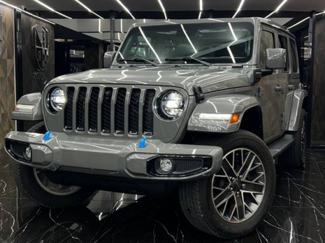 Jeep Wrangler 4XE híbrido automático $485.000.000