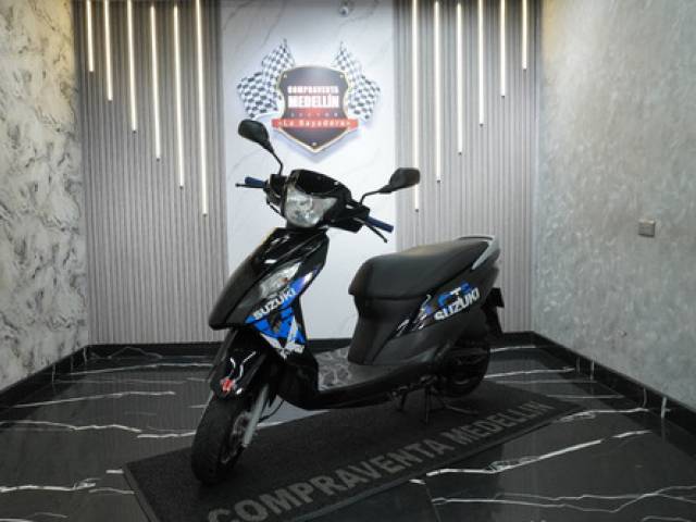 Suzuki ur 110 automático negro $4.200.000
